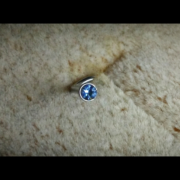 🌙💙*4/$15* Rhinestone Steel Nose Screw Piercing Body Jewelry - Picture 5 of 7